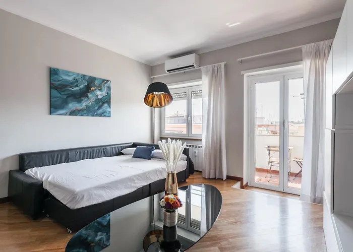 Elegant Hideaway Steps From St Peter *