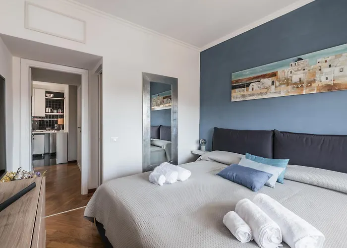 Elegant Hideaway Steps From St Peter * Rom